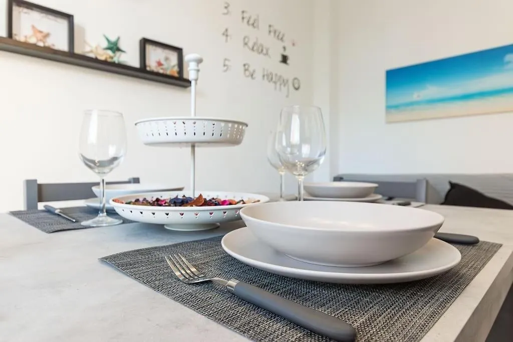 Apartment Appartamento Sopra Il Porto Genoa